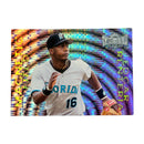 Edgar Renteria 1997 Fleer Skybox Metal Universe Magnetic Field Baseball Card