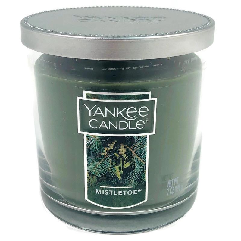 Yankee Candle Mistletoe 7 Oz Jar Tumbler Candle