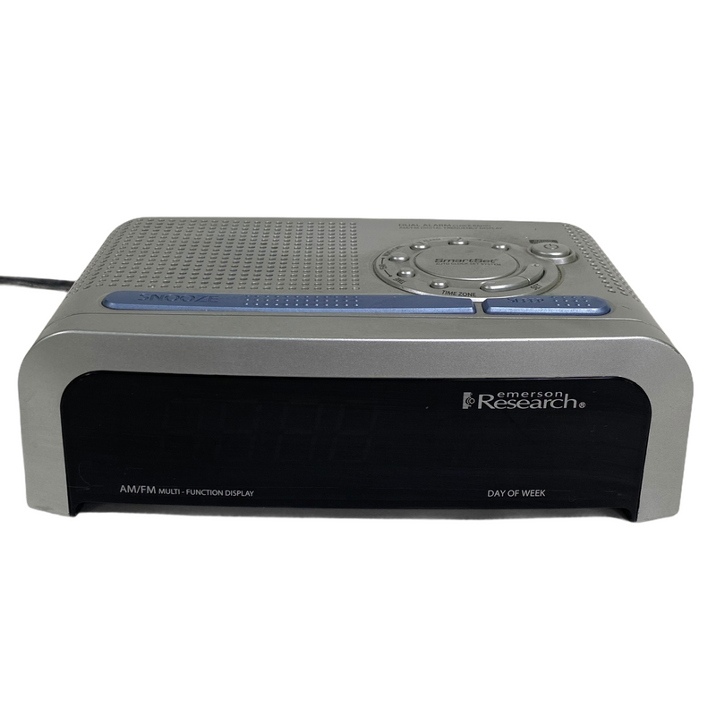 Emerson Research SmartSet Dual Alarm Digital Clock AM FM Radio CKS1855