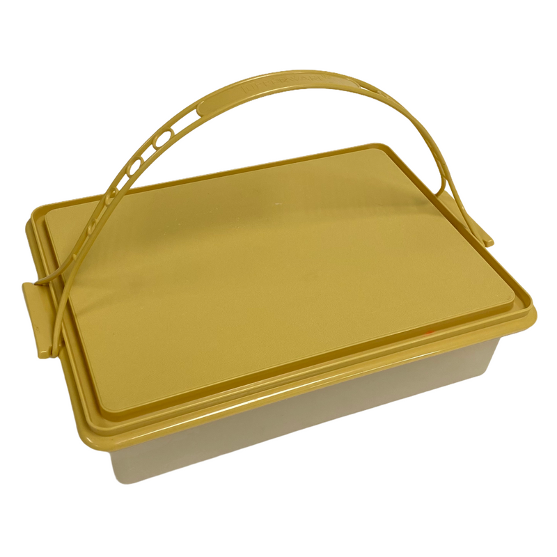 Tupperware Harvest Gold Rectangle Cake Container Keeper Carrier 622-5