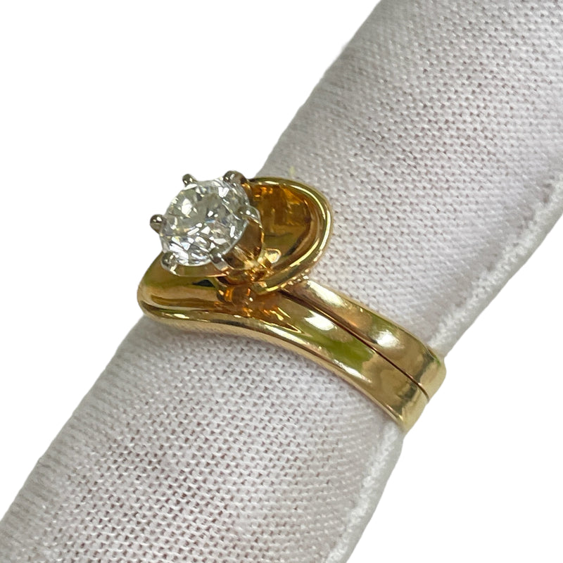 18k Yellow Gold H Color VS1 Clarity 0.86ct Ribbon Swirl Round Diamond Ring