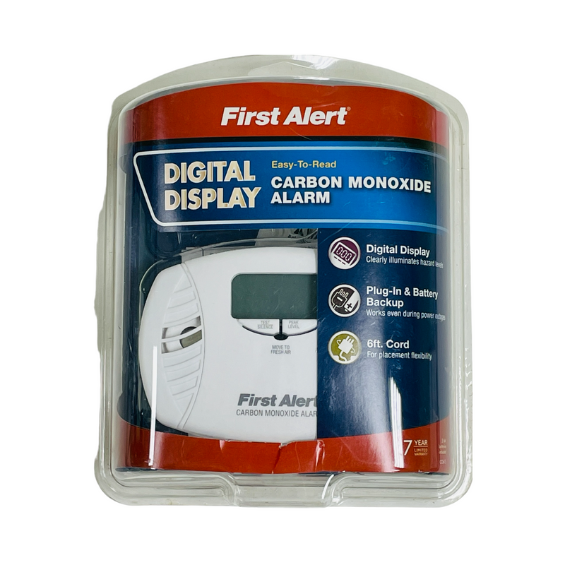 First Alert Digital Plug In Battery Backup Carbon Monoxide Detector CO615