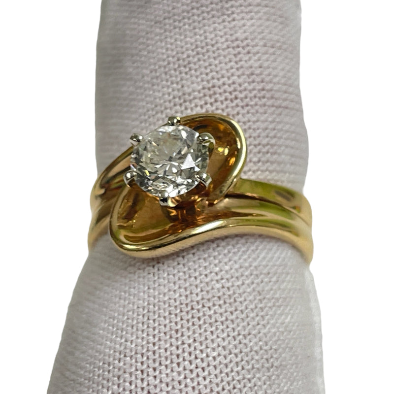 18k Yellow Gold H Color VS1 Clarity 0.86ct Ribbon Swirl Round Diamond Ring